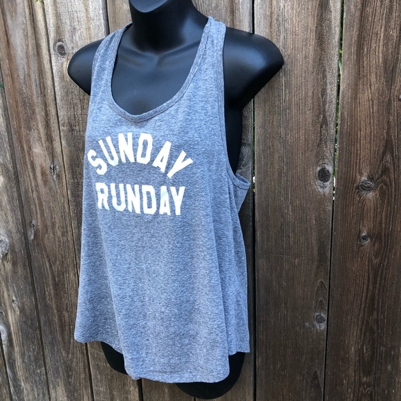 Gray graphic workout tank - Picture 3 of 4